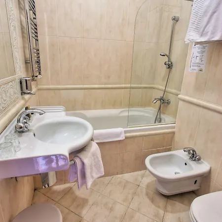 Hotel U Páva 4*
