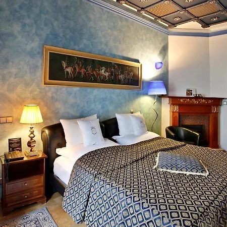 U Pava 4* Prague